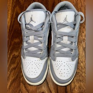 Air Jordan 1 Low GS “Vintage Grey”